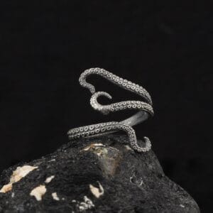The Octopus Tentacle Ring is a product of high class craftsmanship and intricate designing. It's a perfect piece to use as an everyday jewelry to elevate your style.